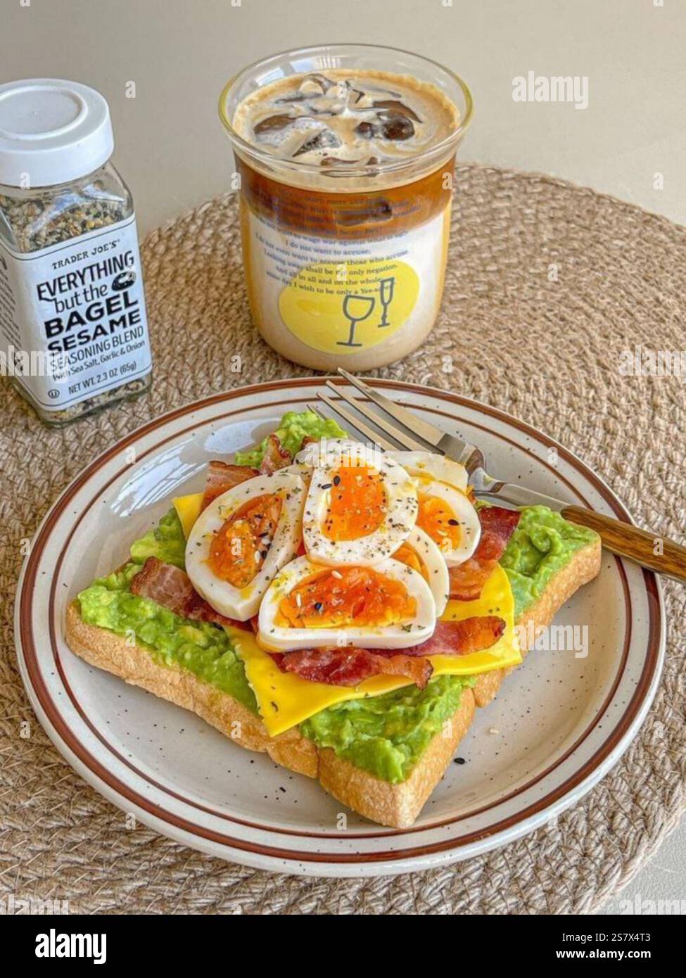 Le petit déjeuner est le repas le plus important de la journée, alors faites-le compter ! Banque D'Images