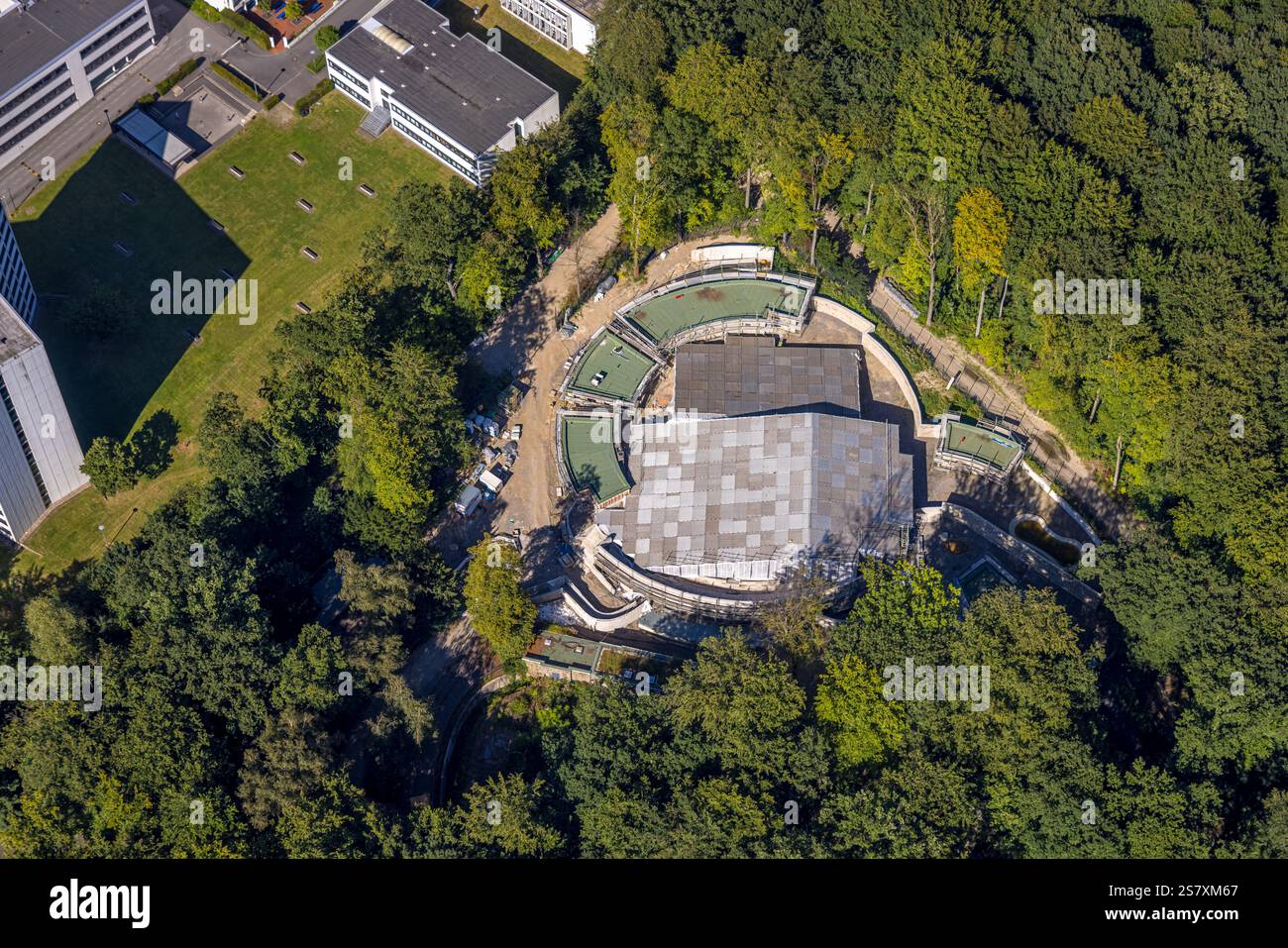 Vue aérienne, zoo de Dortmund, chantier avec nouvelle enceinte à phoques, Rombergpark-Lücklemberg, Dortmund, région de la Ruhr, Rhénanie du Nord-Westphalie, Allemagne Banque D'Images