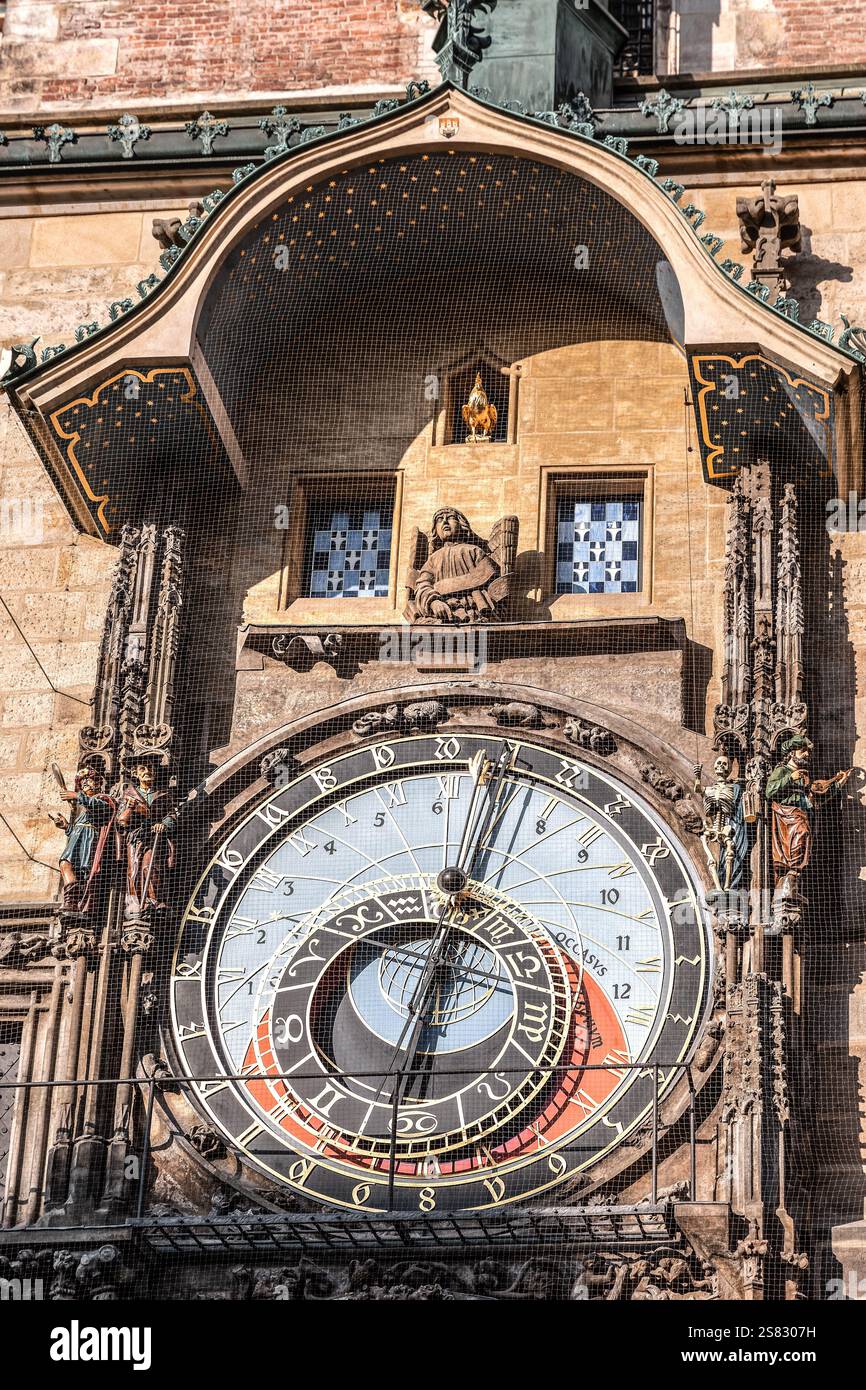 Prague république tchèque-30.12.24 Château historique gothique médiéval et complexe d'églises, offrant Cathédrale Vitus, Pont Charles, horloge astronomique, Basilique Banque D'Images