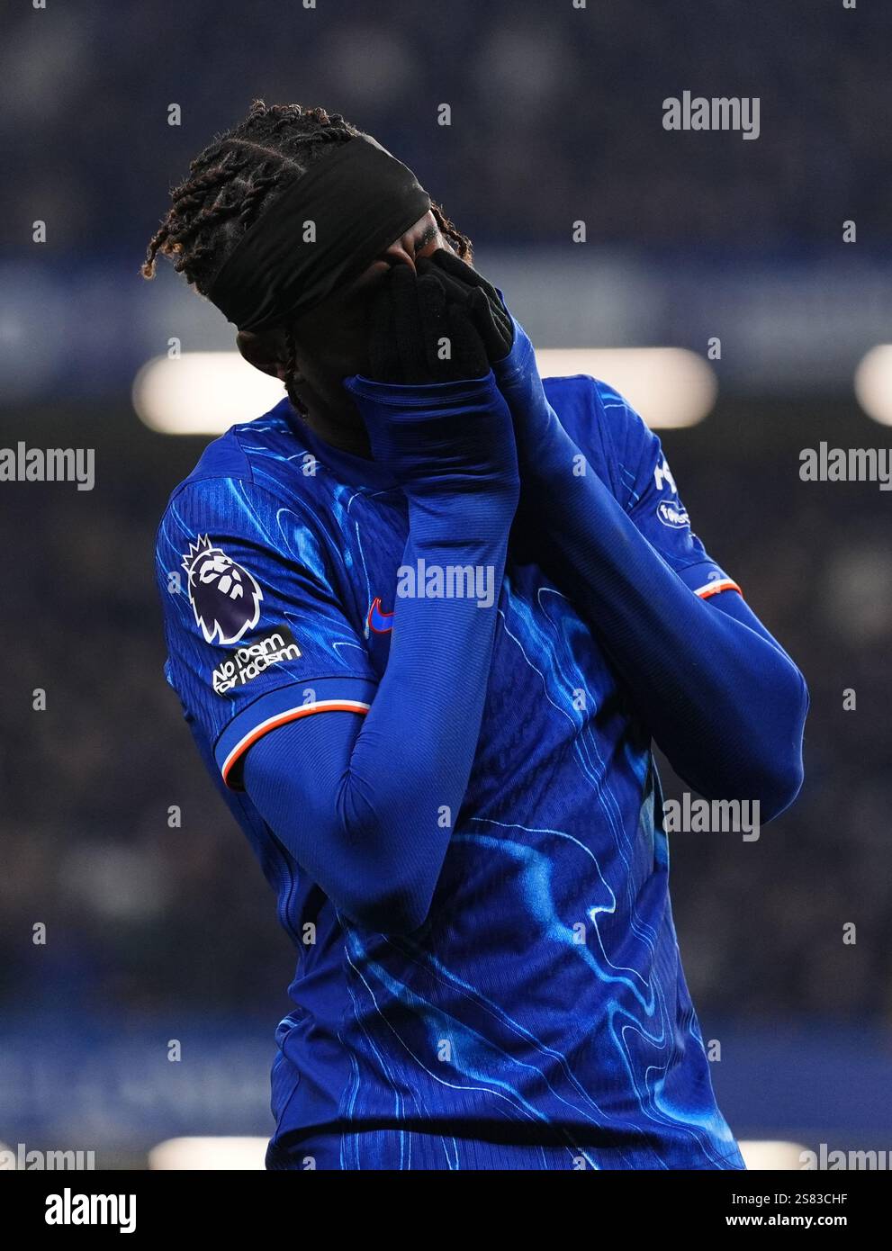 Noni Madueke de Chelsea réagit lors du match de premier League à Stamford Bridge, Londres. Date de la photo : lundi 20 janvier 2025. Banque D'Images