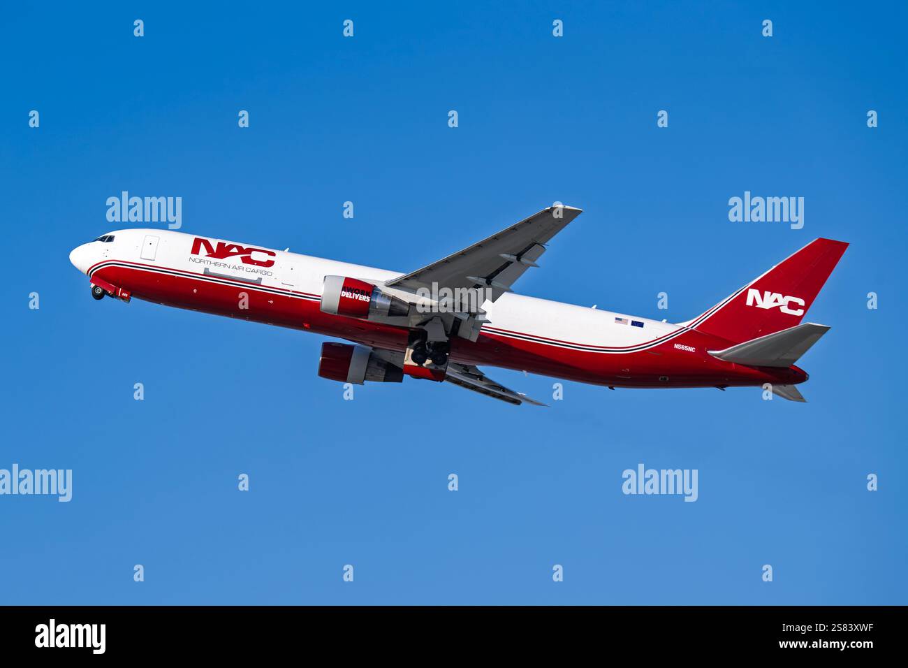 Aéroport international de Los Angeles Aéroport 1-18-2025 Inglewood, CA USA Northern Air Cargo Boeing 767-300BDSF N565NC départ de 25L à Los Angeles International ai Banque D'Images