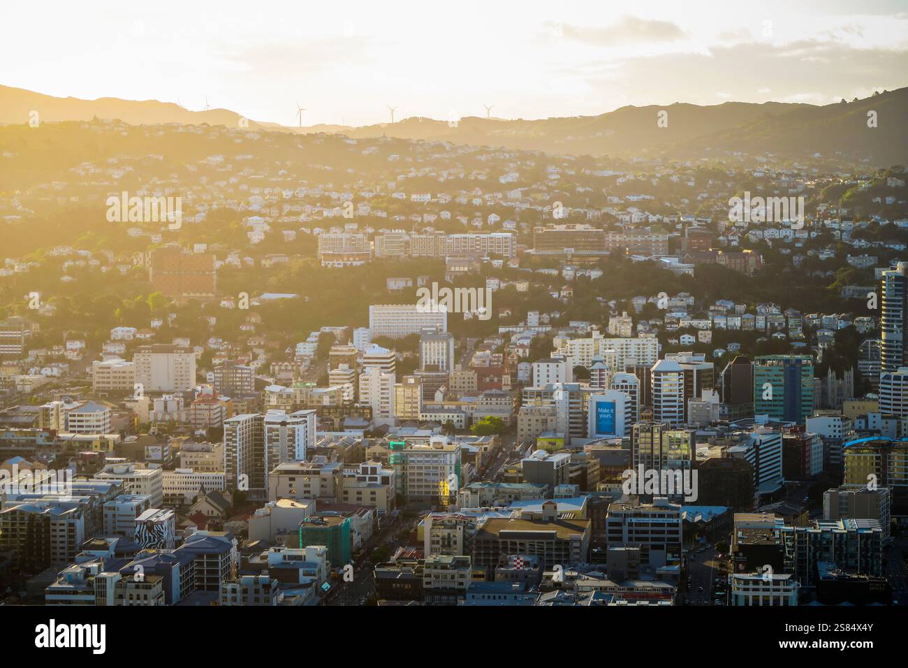 Wellington City, baignée d'or, vue du mont Victoria Banque D'Images