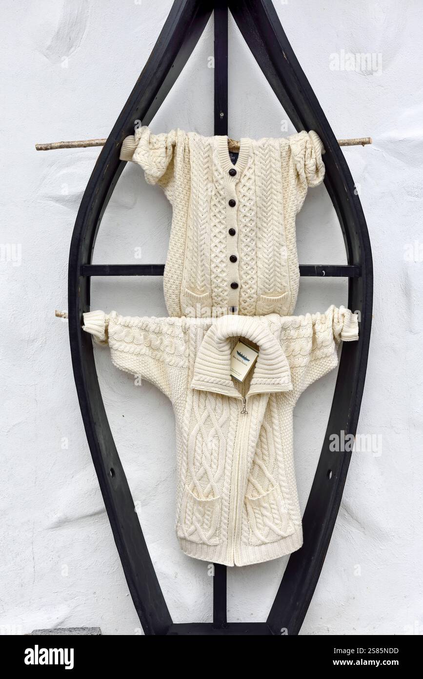 Magasin de tricots, Inishmore, le plus grand des îles d'Aran, Galway Bay, comté de Galway, Connacht, République d'Irlande Banque D'Images