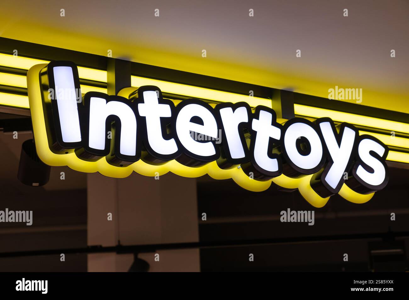 Intertoys enseigne, Intertoys est une chaîne de magasins néerlandaise spécialisée dans les jouets, le multimédia et l'électronique. Banque D'Images