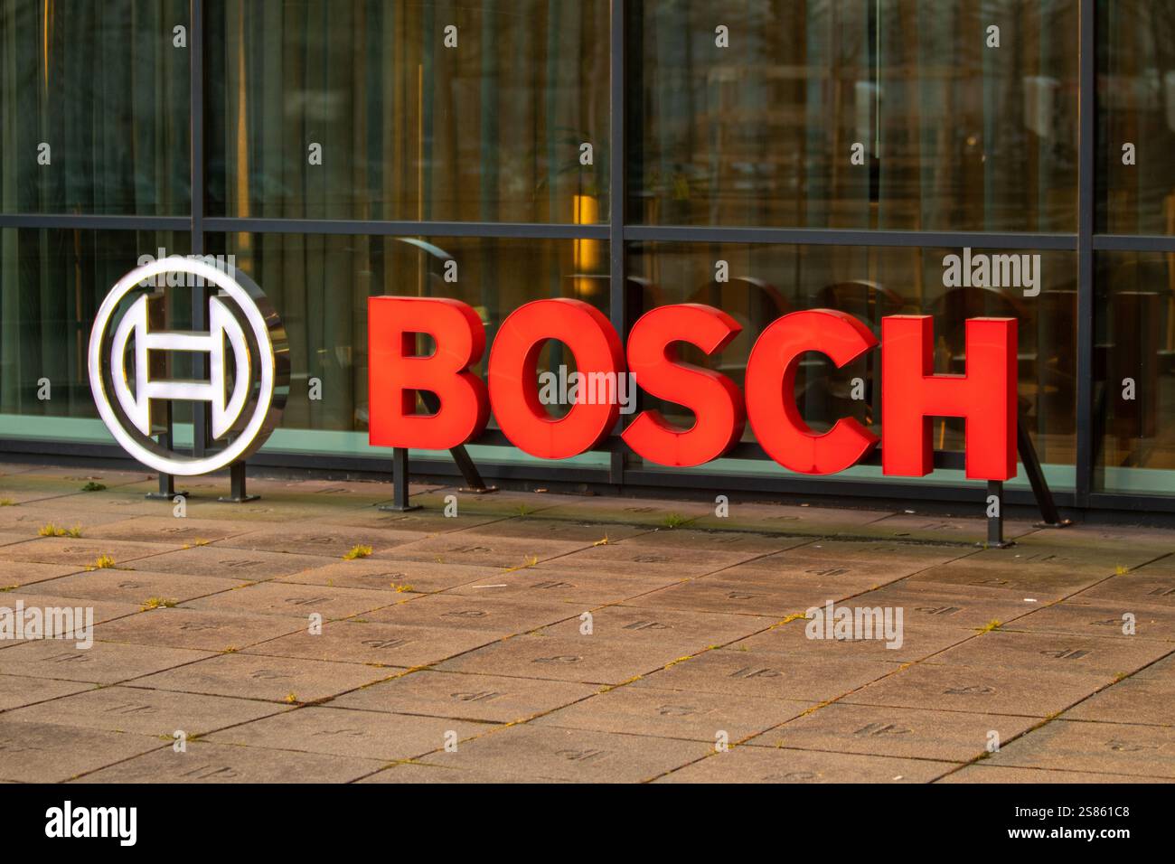 Logo Bosch. Robert Bosch GmbH est une multinationale allemande d'ingénierie et de technologie Banque D'Images