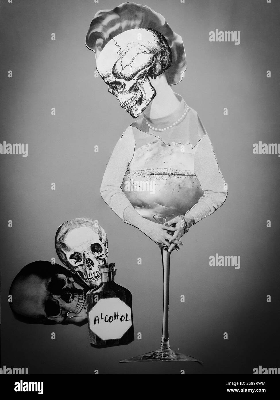 Art conceptuel de collage d'une femme avec une tête de crâne et ses bras autour d'un verre d'alcool symbolisant l'addiction Banque D'Images