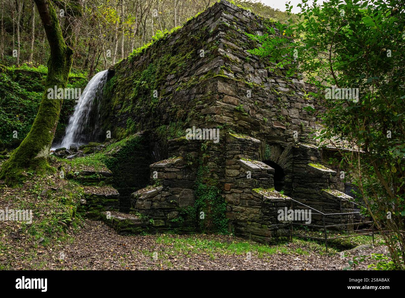 Forge médiévale de Compludo, vallée de Compludo, Ponferrada, région de Bierzo, Castille-et-Léon, Espagne. Banque D'Images