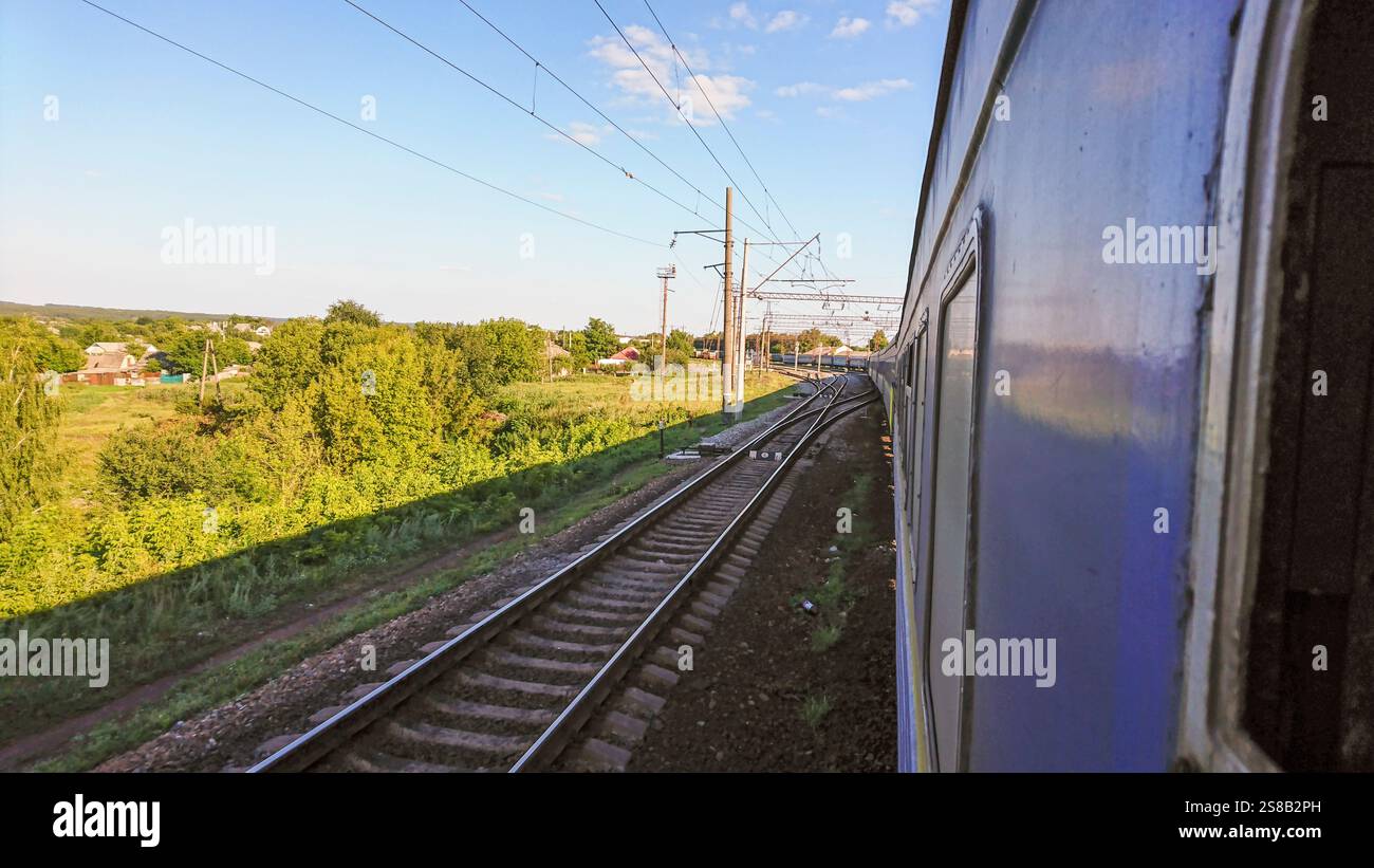 Un trajet en train interurbain typique en Ukraine Banque D'Images