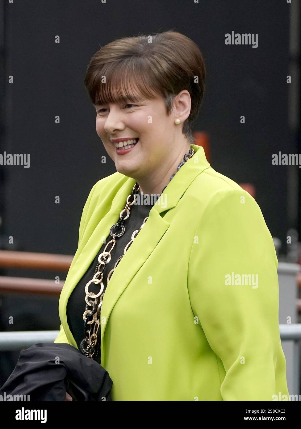 Fianna Fail TD Norma Foley arrive à Leinster House, Dublin, où le Dail doit reprendre et voter sur la nomination de Micheal Martin comme Taoiseach. Date de la photo : mercredi 22 janvier 2025. Banque D'Images