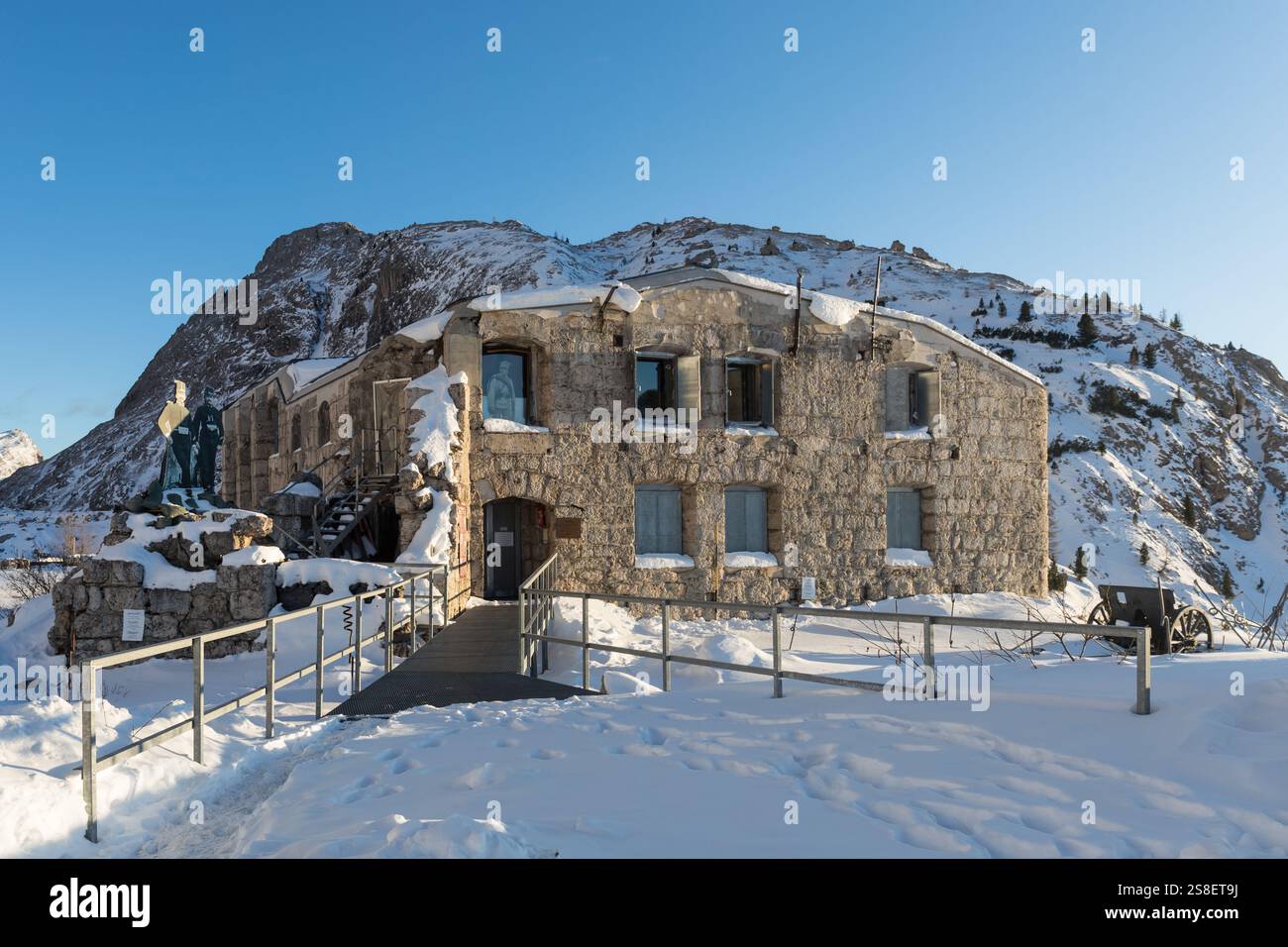 Musée de la première Guerre mondiale du Fort de Tre Sassi - col de Valparola, Dolomites, Italie Banque D'Images