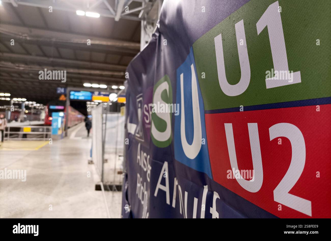 München HBF , Bauarbeiten , U-Bahn, U1, U2, s-Bahn , Bahn, Zoug, Eisenbahn , en München , Bayern , Deutschland . 22 janvier 2025. Photo par : Davide Elias / IPA photo Pressefoto DENL Copyright : xDavidexEliasx Banque D'Images
