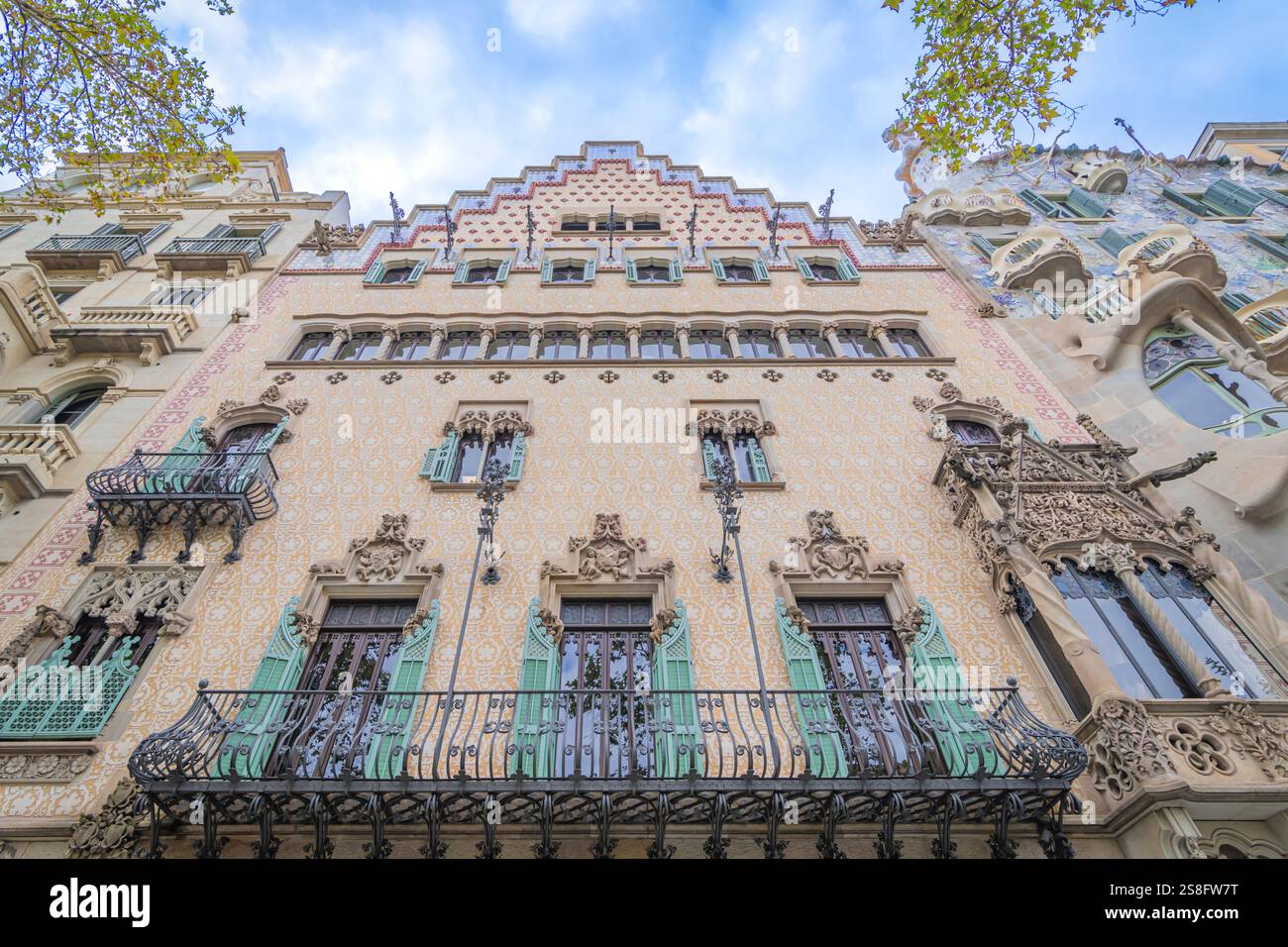 Barcelone, Espagne - 01 novembre 2024 : façade de la Casa Amatler, musée d'art espagnol. Banque D'Images