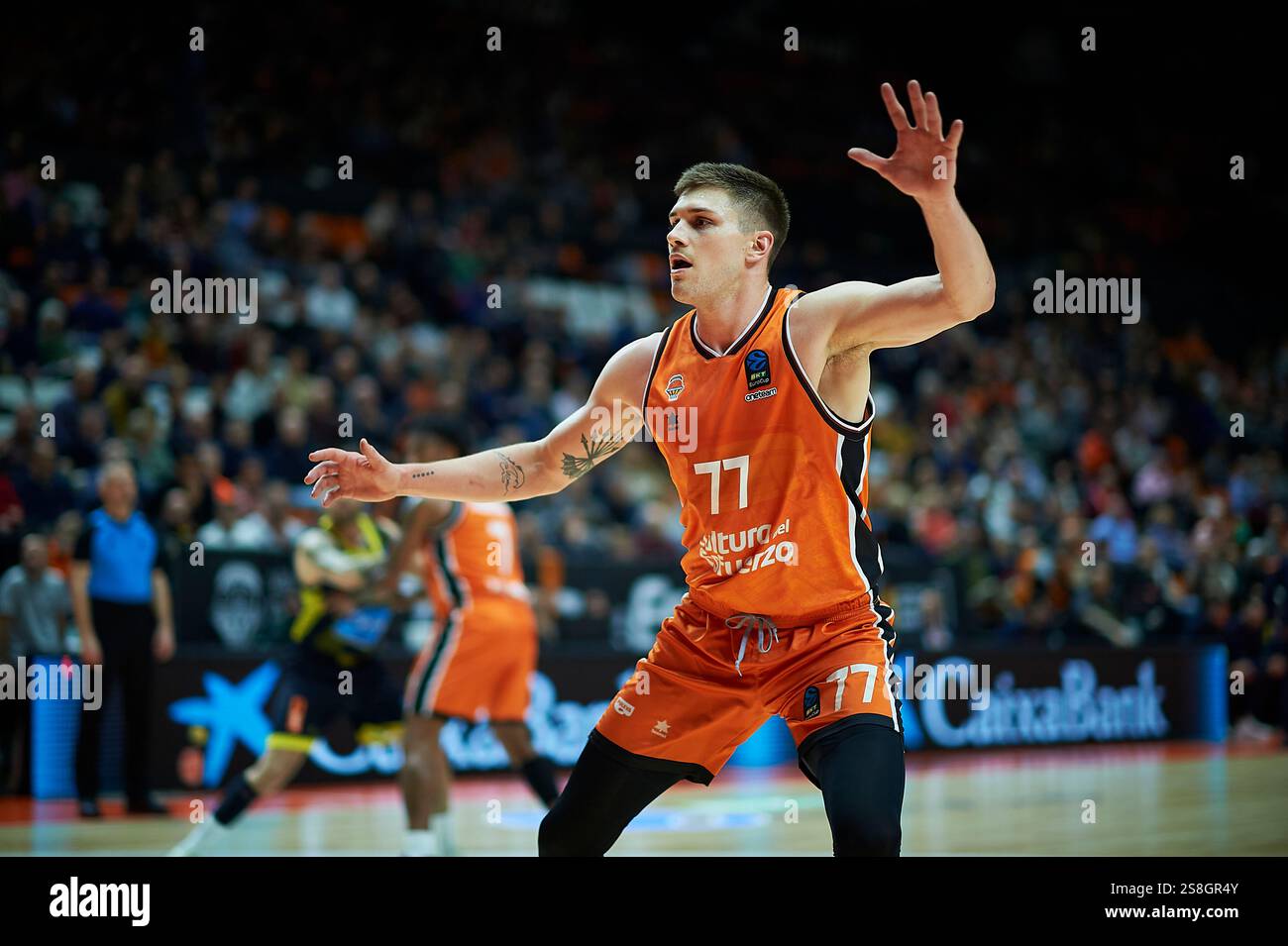 Nate Sestina de Valencia basket vu en action lors de la saison régulière BKT Eurocup Round 16 entre Valencia basket et Turk Telekom Ankara à Pabellon Fuente de San Luis, (Valencia ). Banque D'Images