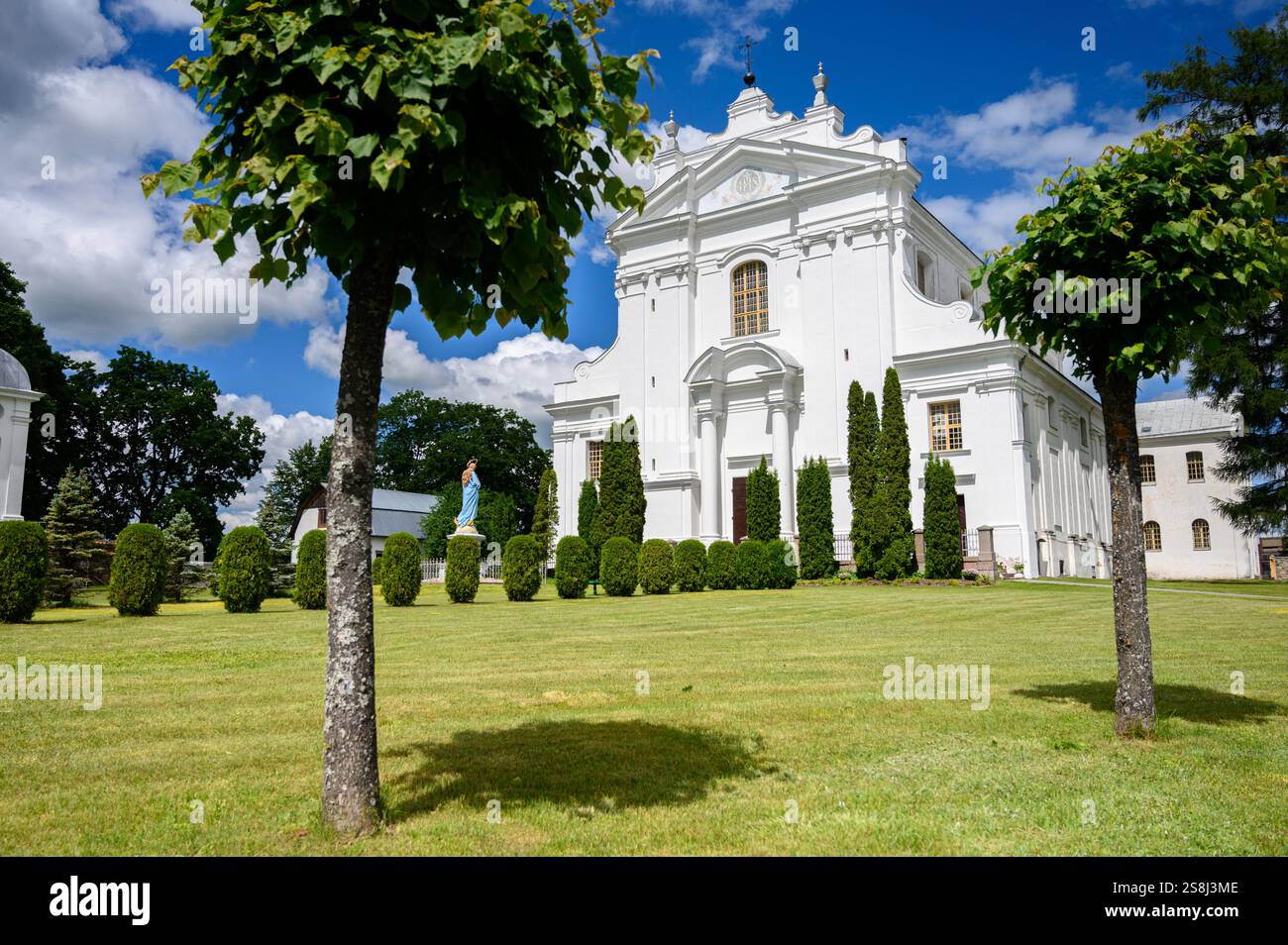 Église catholique romaine Saint Louis (Louis IX, roi de France) à Krāslava, Lettonie. Banque D'Images