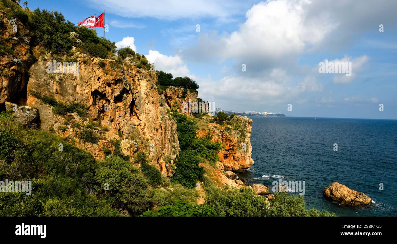 La plage de Konyaalti, Antalya, Turquie Banque D'Images