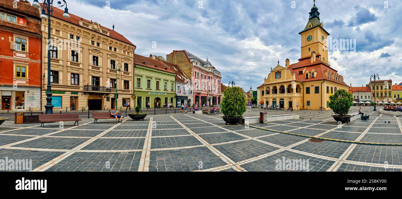 Piata Sfatului à Brasov, Roumanie Banque D'Images