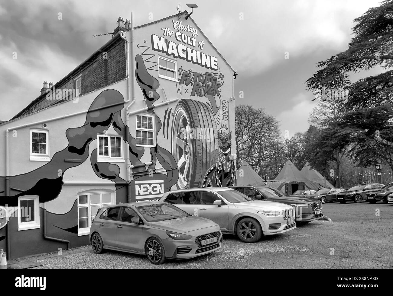 Café caféine and machine et lieu de rendez-vous pour les amateurs de voitures. Stratford-upon-Avon, Angleterre, Royaume-Uni Banque D'Images