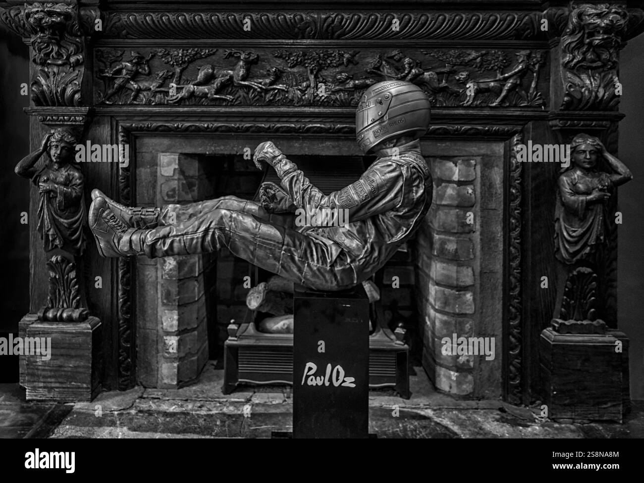 Statue d'Ayrton Senna. Championne du monde brésilienne de course automobile de formule 1. Sculpture Paul Oz Banque D'Images