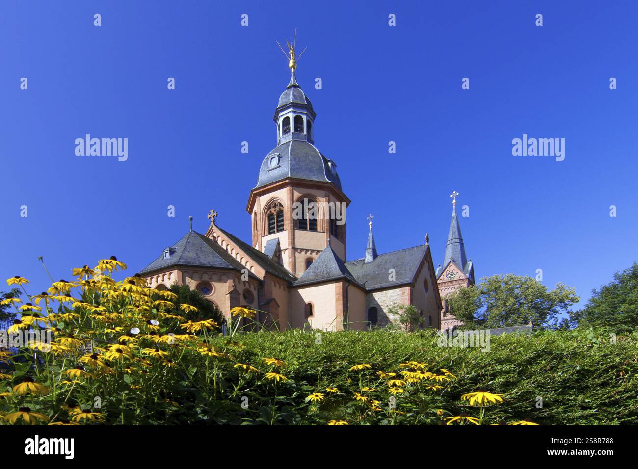 Allemagne, Hesse, Seligenstadt, Tour Ange de la Basilique Einhard de Saint-Marcellin et Saint-Pierre, Eglise, religion, architecture, République fédérale de Banque D'Images