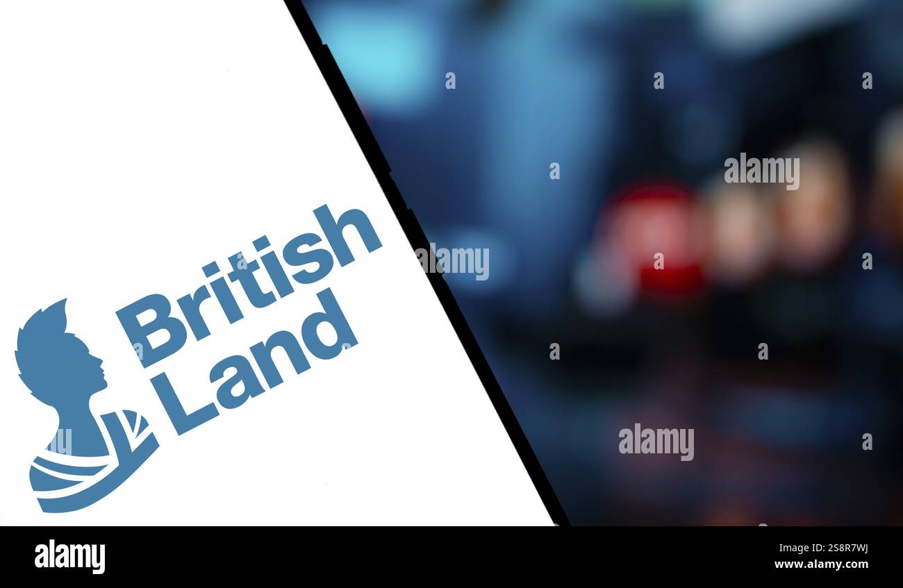 Le logo British Land est affiché sur le smartphone. British Land est l'une des plus grandes sociétés de développement immobilier et d'investissement Banque D'Images