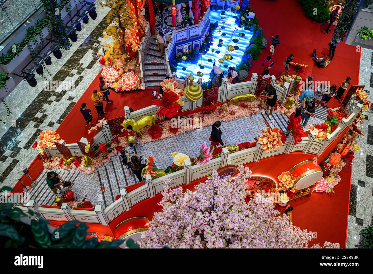 Célébration du nouvel an chinois 2025 au centre commercial TRX The Exchange, Kuala Lumpur, Malaisie Banque D'Images