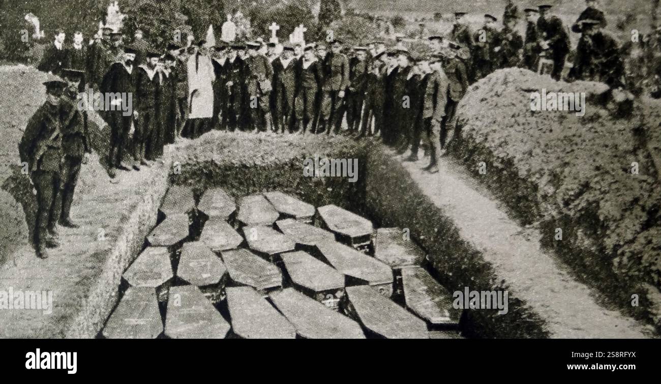 Photographie des cercueils de certaines des victimes du naufrage du RMS Titanic un paquebot a coulé dans l'Atlantique Nord. En date du 20e siècle Banque D'Images