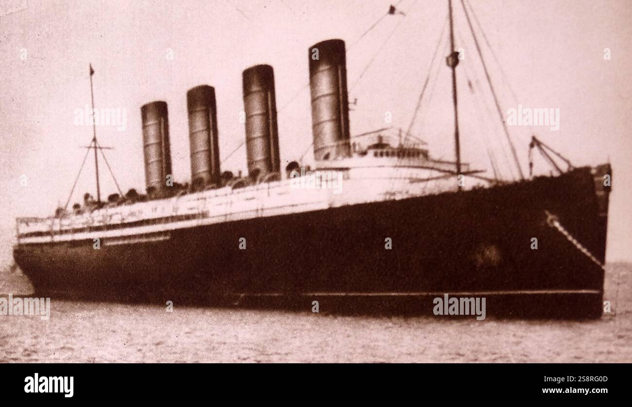 Photographie de la RMS Titanic pour son voyage inaugural, avant le paquebot a coulé dans l'Atlantique Nord. En date du 20e siècle Banque D'Images