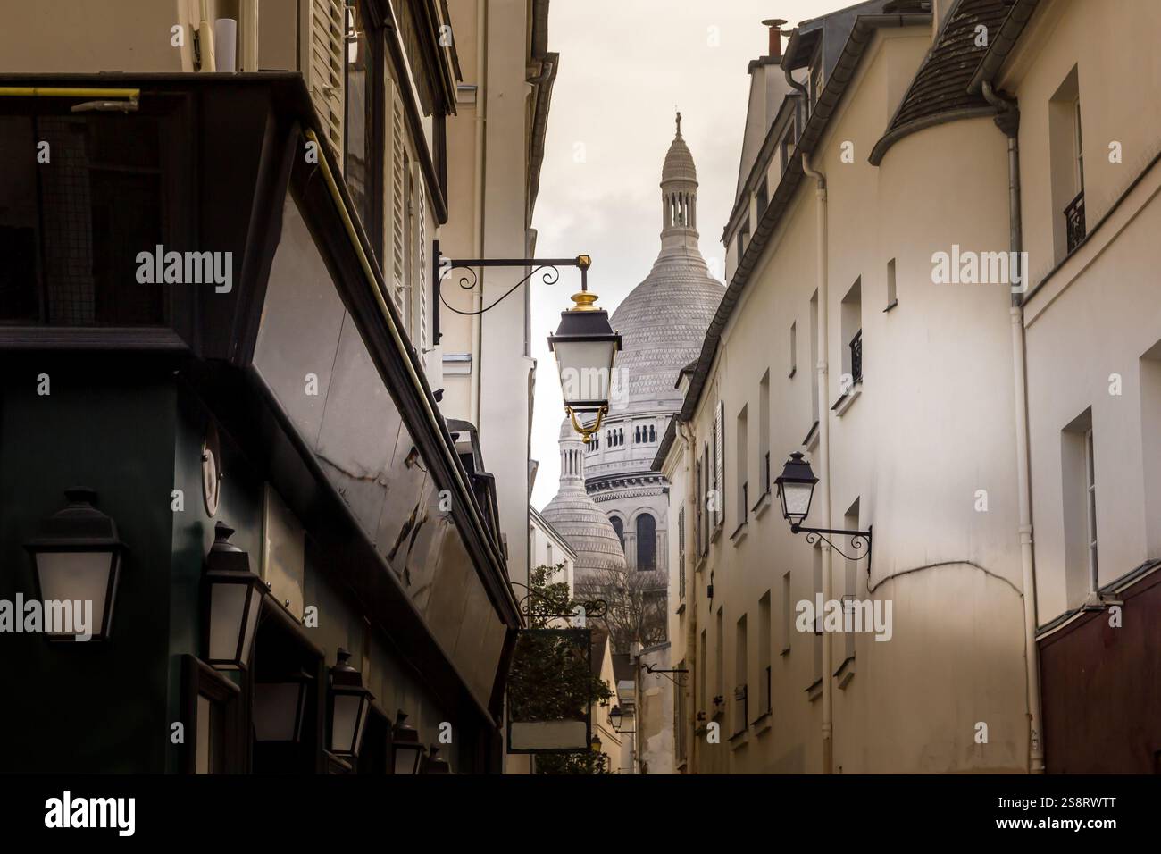 Rues de Montmartre à Paris, France Banque D'Images