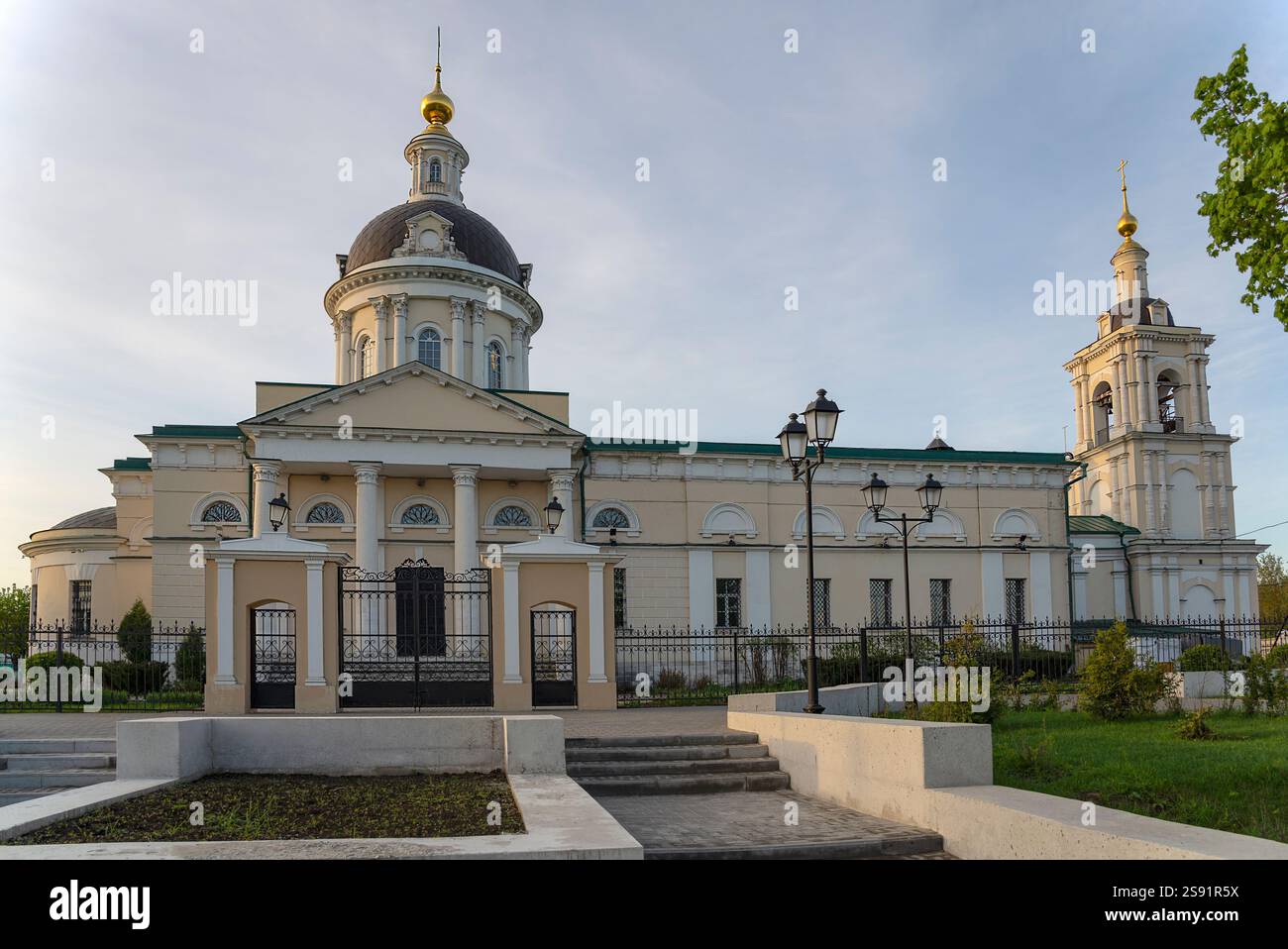 – Michael l'église de l'Archange un matin d'été. Kolomna, région de Moscou, Russie Banque D'Images