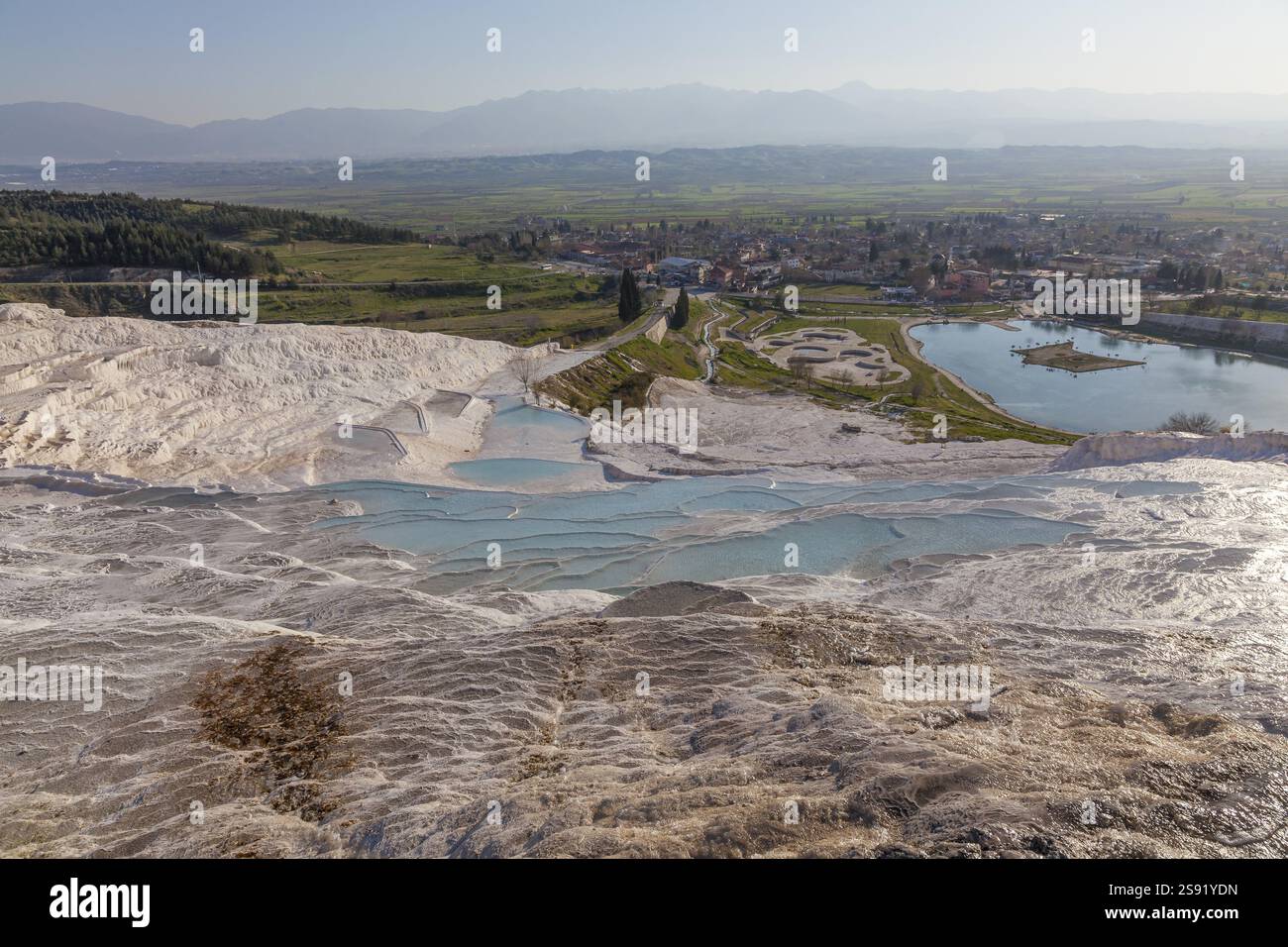 Terrasses de calcaire fritté de Pamukkale, Pamukkale, province de Denizli, région de la mer Égée, Turquie, Asie Banque D'Images
