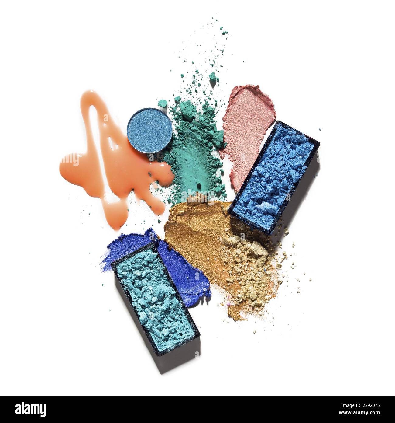 Photo de concept créatif de nuances de cosmétiques sur un fond blanc Banque D'Images