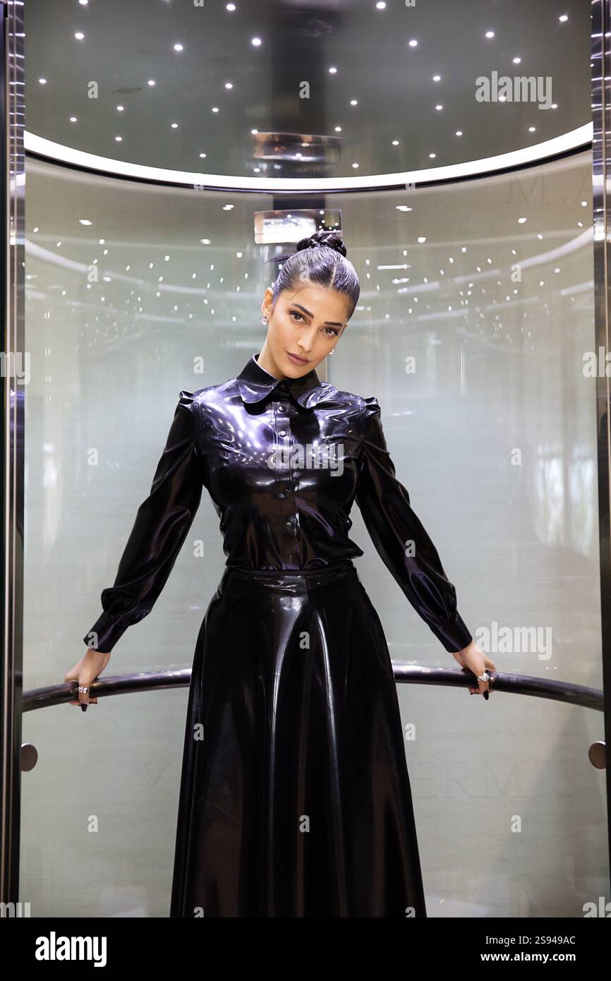 L'actrice indienne Shruti Haasan promeut son film d'horreur international The Eye au Festival de Cannes 2023. Banque D'Images