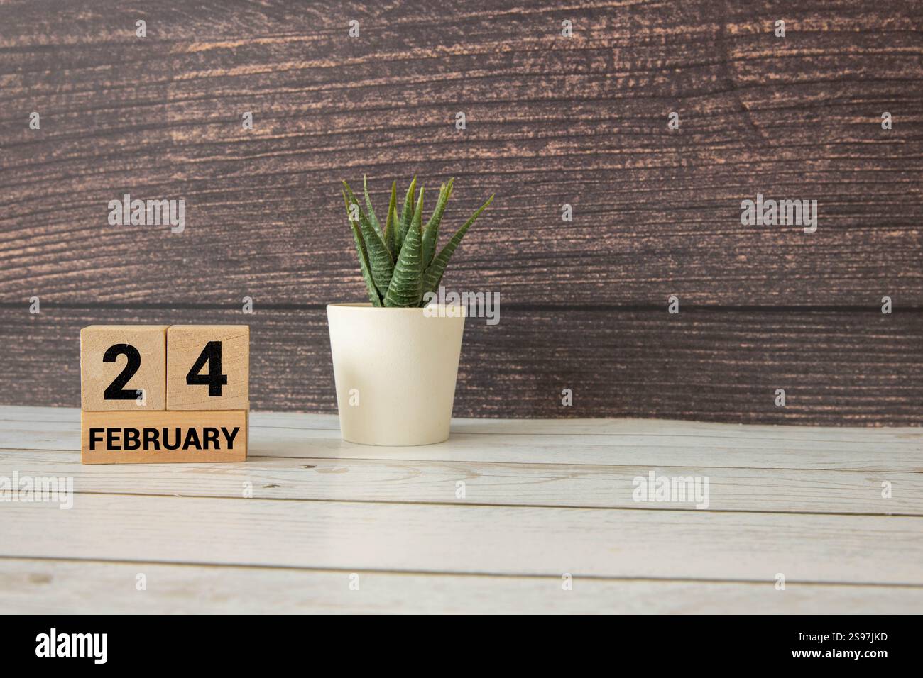 Le calendrier de réinitialisation souvenir indique la date du 24 février. Banque D'Images