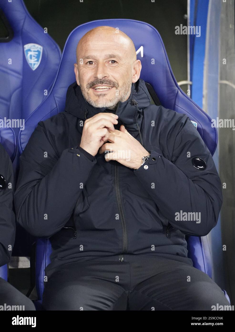 Vincenzo Italiano, entraîneur-chef de Bologne, lors du match de football Serie A entre Empoli et Bologne au “Carlo Castellani - Computer Gross Arena” ; Stadium à Empoli (Fi), centre de l'Italie - samedi 25 janvier 2025. Sport - Football (photo Marco Bucco/la presse) Banque D'Images Vincenzo Italiano, entraîneur-chef de Bologne, lors du match de football Serie A entre Empoli et Bologne au “Carlo Castellani - Computer Gross Arena” ; Stadium à Empoli (Fi), centre de l'Italie - samedi 25 janvier 2025. Sport - Football (photo Marco Bucco/la presse) Banque D'Images