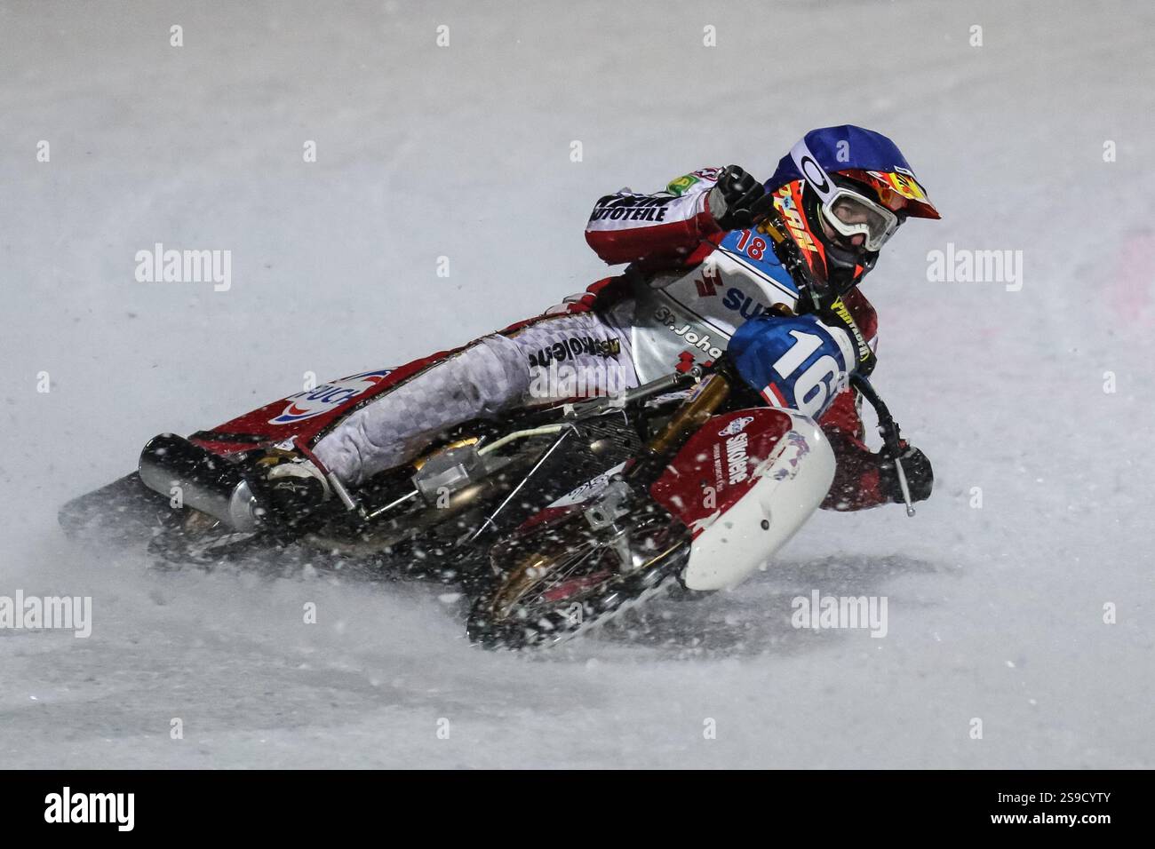 Sankt Johann Im Pongau, Autriche, 25 janvier 2025, Ice Speedway - International Ice Speedway Friendly Tournament op : JOSEF KREUZBERGER crédit : Konrad Swierad / Alamy Live News Banque D'Images