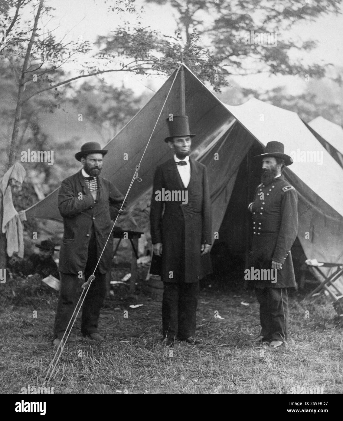 Président Lincoln, quartier général des États-Unis, armée du Potomac, près d'Antietam par Alexander Gardner Banque D'Images