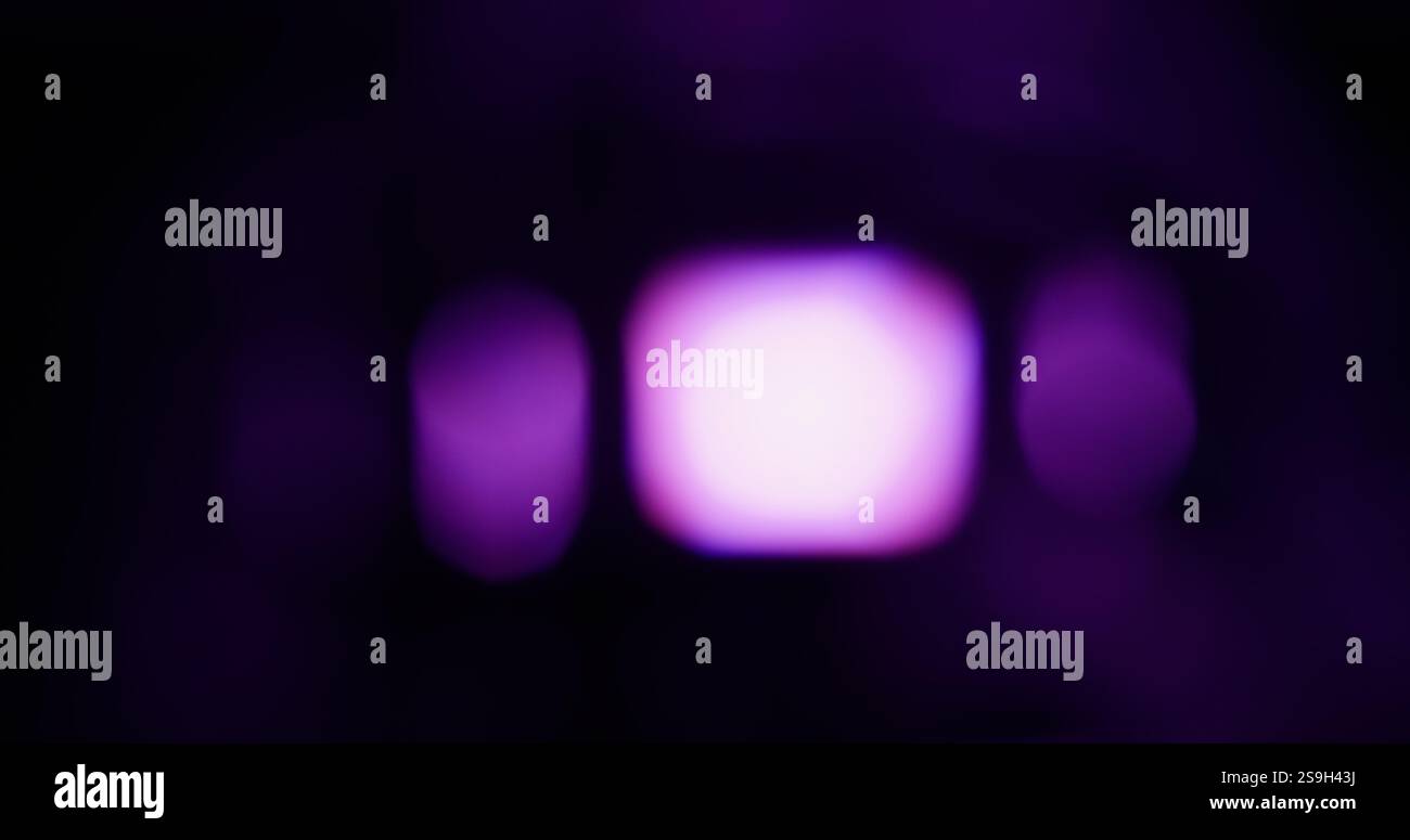 Effet de flou parasite. Débordements répétés de couleurs. Fond atmosphérique ombre froide chaude. Distorsion de scintillement d'oscillation. Vapeur de fuite de lumière spectrale. Banque D'Images