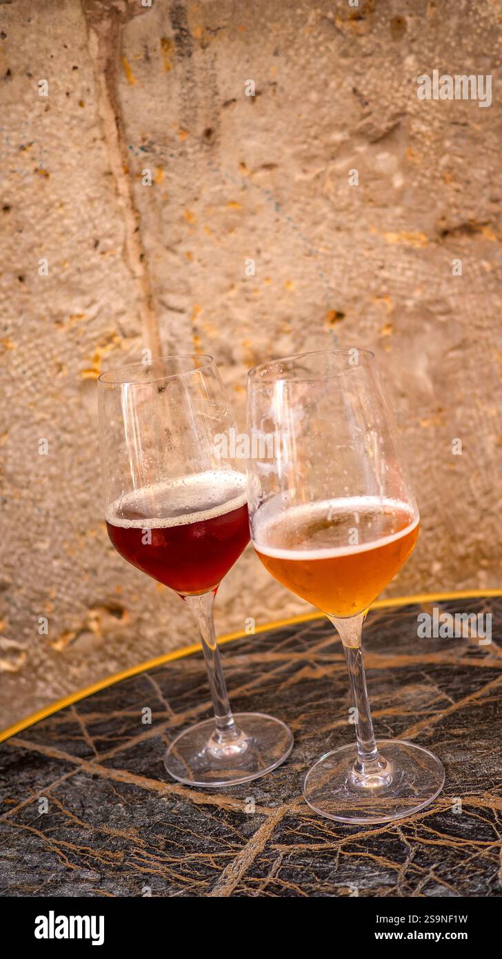 Verre à bière au public Bar, Espagne, Europe Banque D'Images