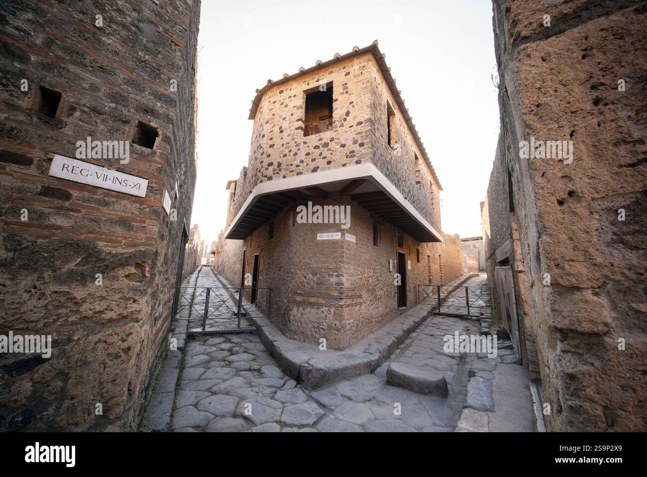 Pompéi. L'Italie. Site archéologique de Pompéi. Le Lupanare (Lupanar / maison close), 1er siècle après JC, nommé d'après le hurlement du loup elle (lupa) dans la chaleur, Banque D'Images