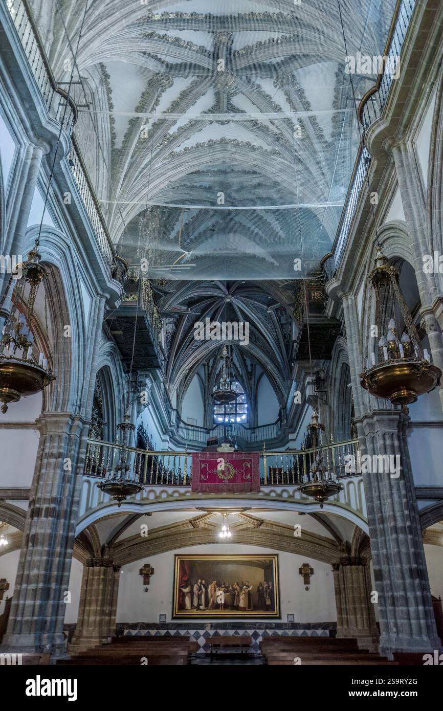 Monastère royal de Santa Maria de Guadalupe, franciscain, architecture gothique, ville de Guadalupe, province de Caceres. Estrémadure, Espagne, Europe. Banque D'Images