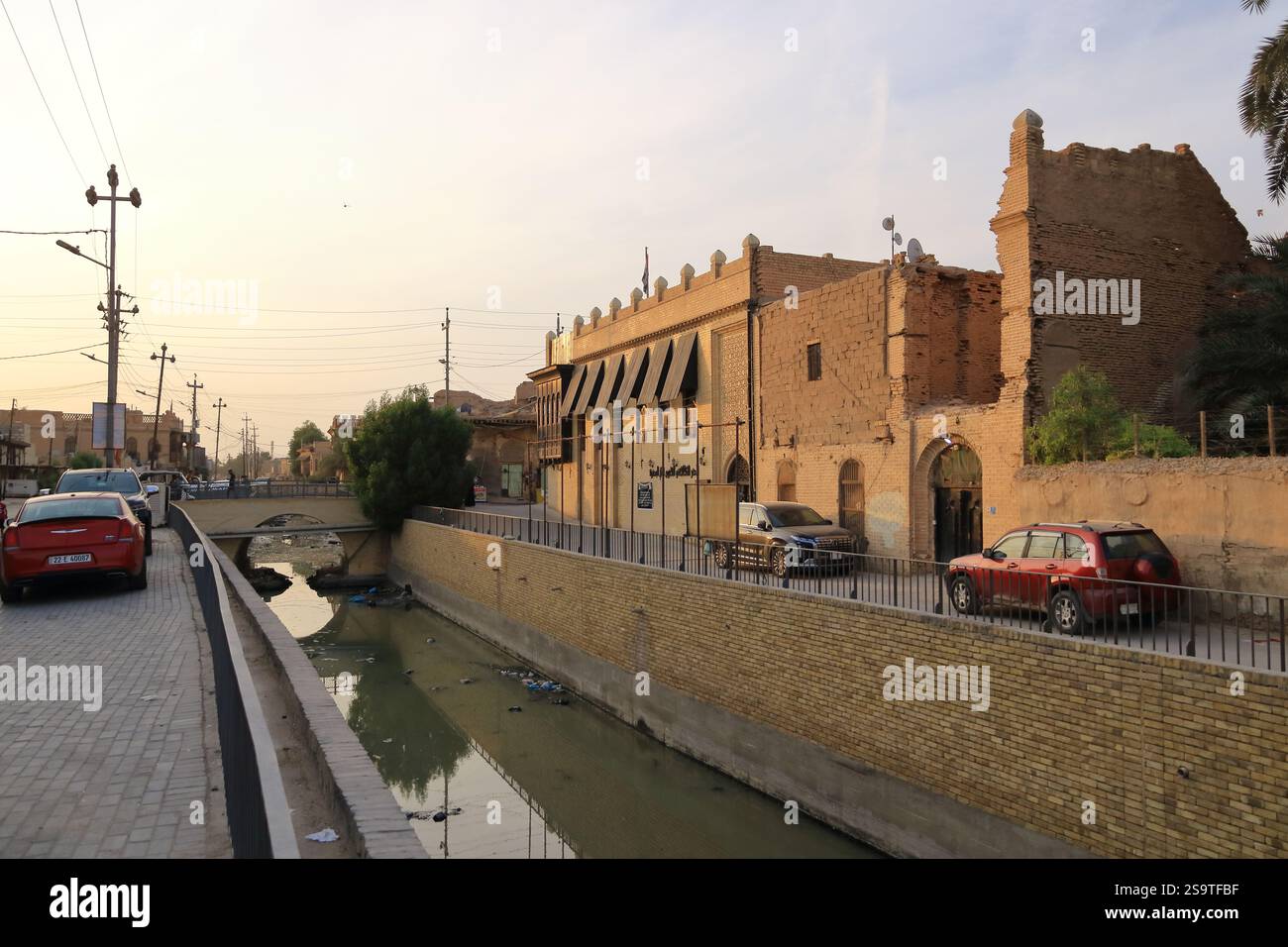 Basra, Bassorah en Irak - 10 novembre 2024 : la vieille ville de la ville, impessions du quartier historique d'Ashar Banque D'Images
