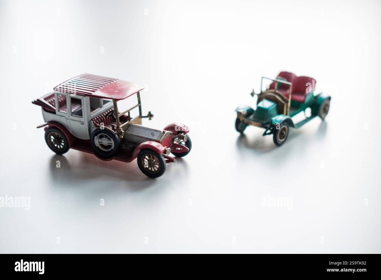 Vieux, voitures classiques, ford modèle T réplique voiture, voitures jouets Banque D'Images