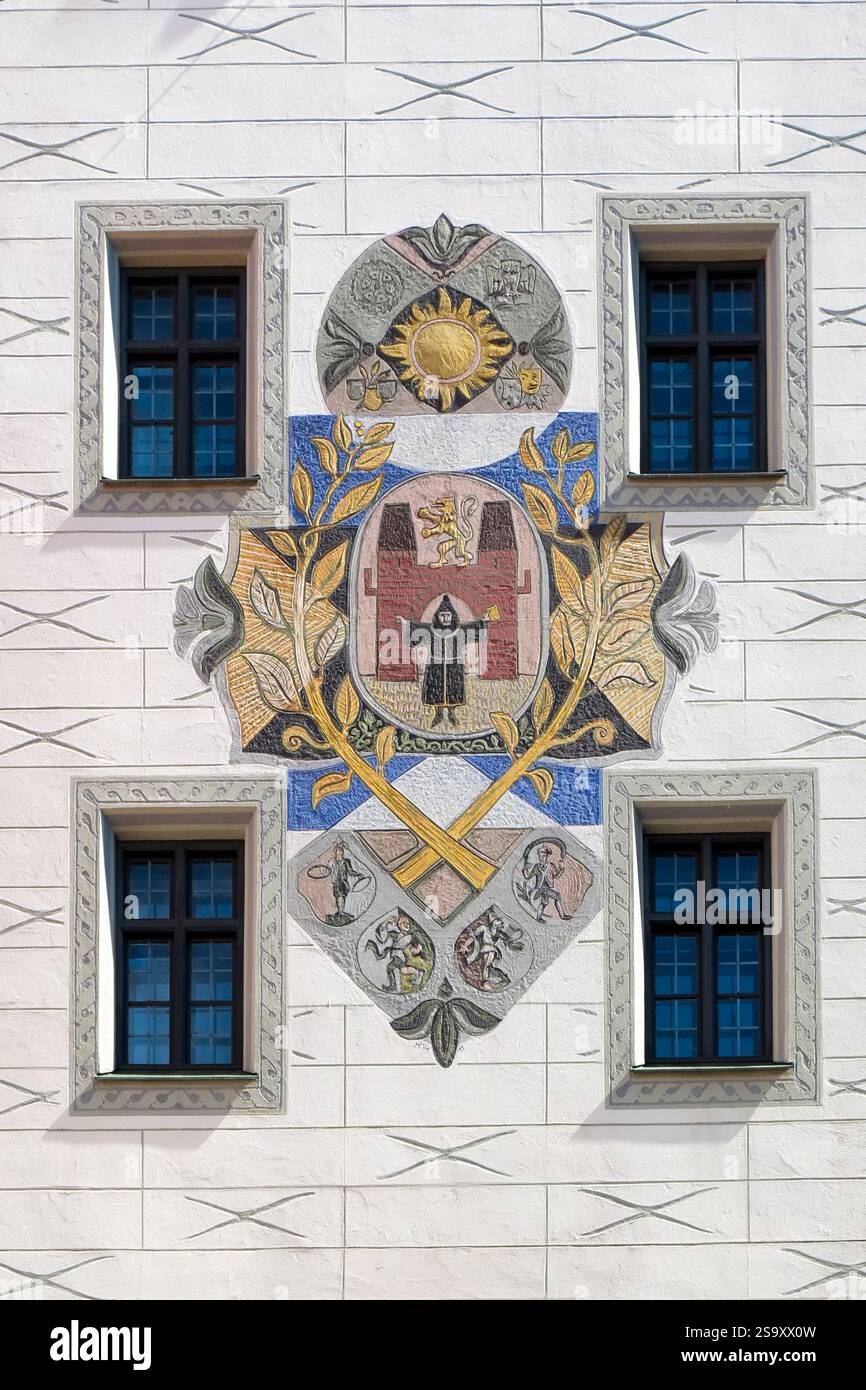 Munich, Allemagne. Vieux blason sur le bâtiment moderne Banque D'Images