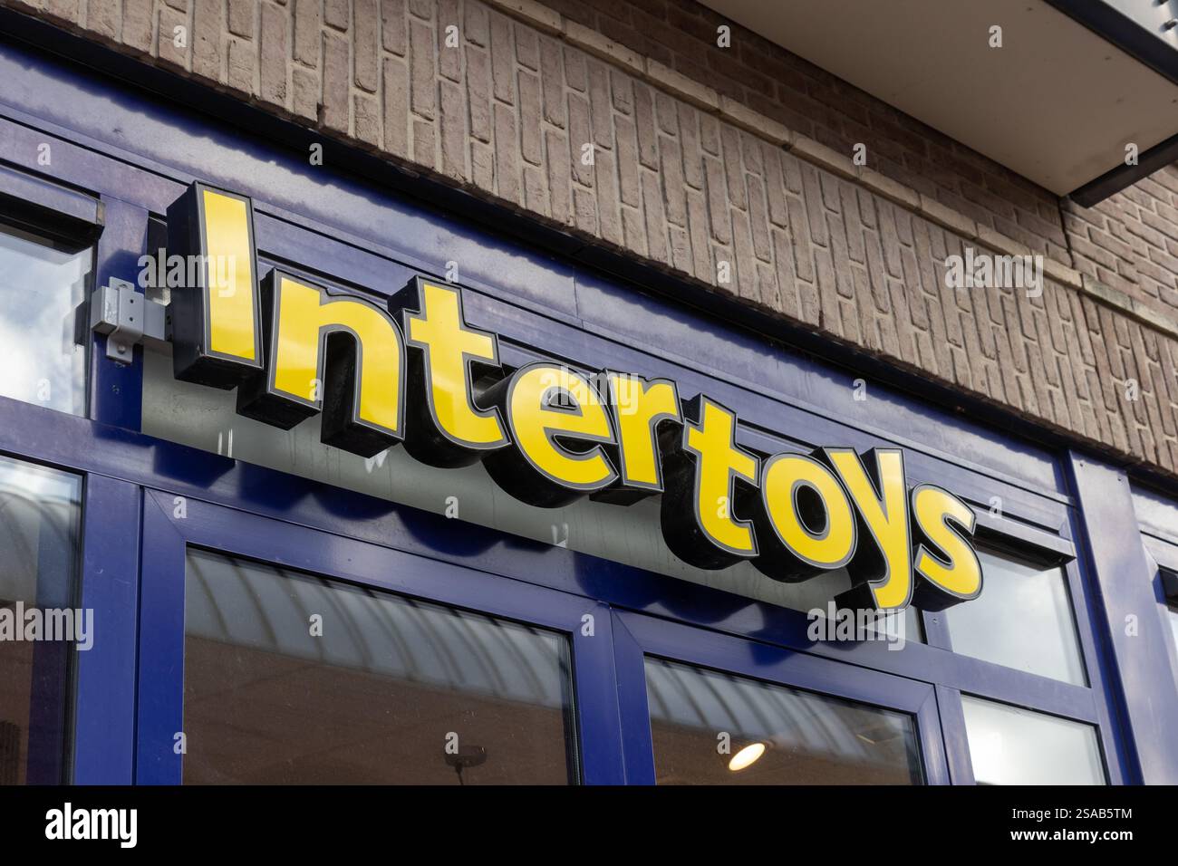 Intertoys Store logo, Intertoys est une chaîne de magasins néerlandaise spécialisée dans les jouets, le multimédia et l'électronique Banque D'Images