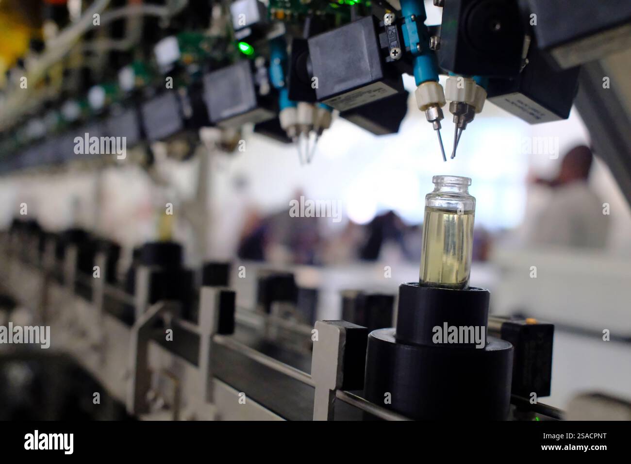 Musée du futur. Usine de parfum pour la production de parfum. Système automatisé de production de parfum. Dubaï, Émirats arabes Unis. Banque D'Images
