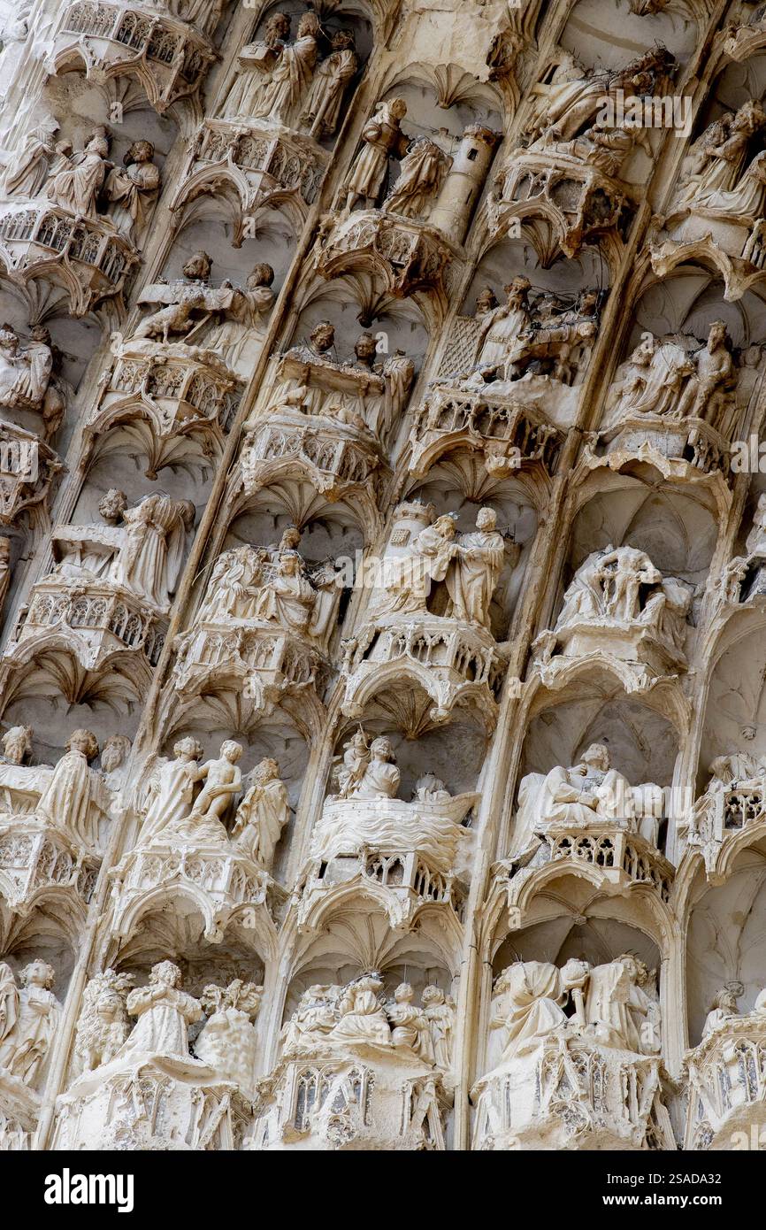 Cathédrale Saint-Étienne, Auxerre, Yonne, France. Grugeages du coffre-fort Banque D'Images
