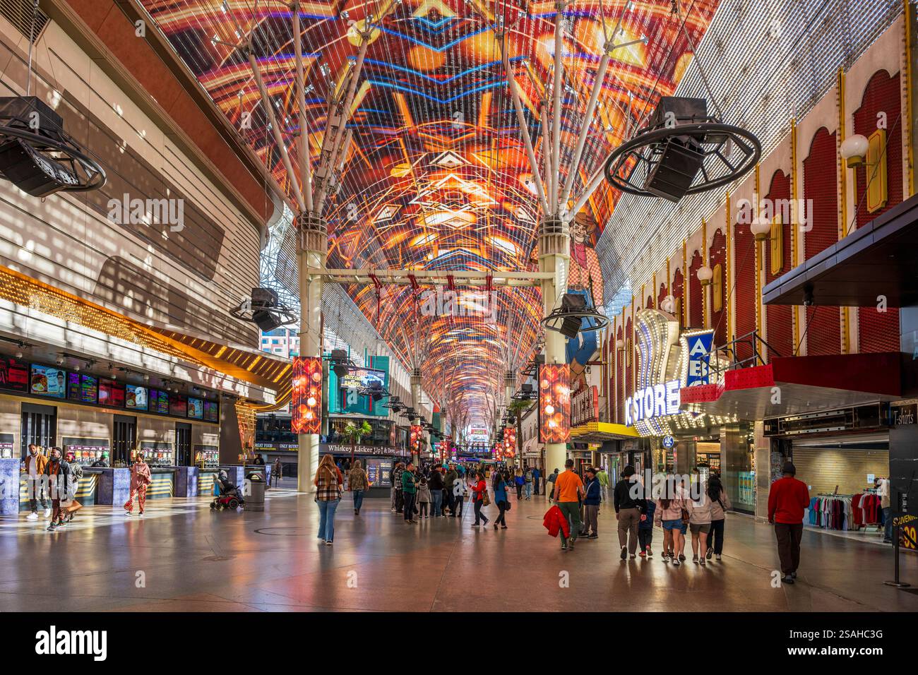Centre commercial piétonnier de la Fremont Street Experience, Las Vegas, Nevada, USA Banque D'Images