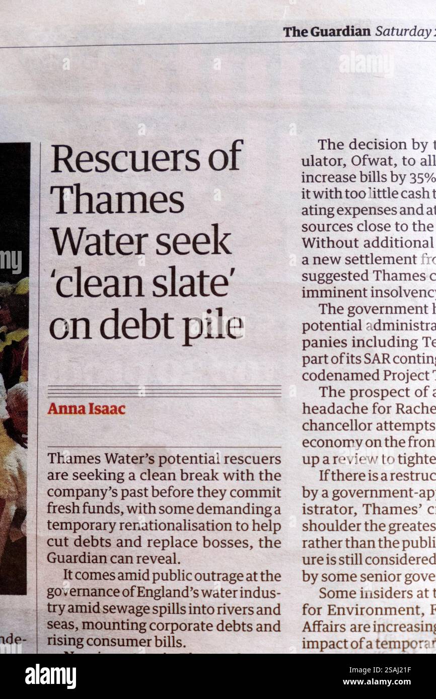 « Rescuers of Thames Water cherche « Clean Slate » on Debt pile » journal Guardian titre projets de loi en hausse dettes de l'industrie article 25 janvier 2025 Londres Royaume-Uni Banque D'Images