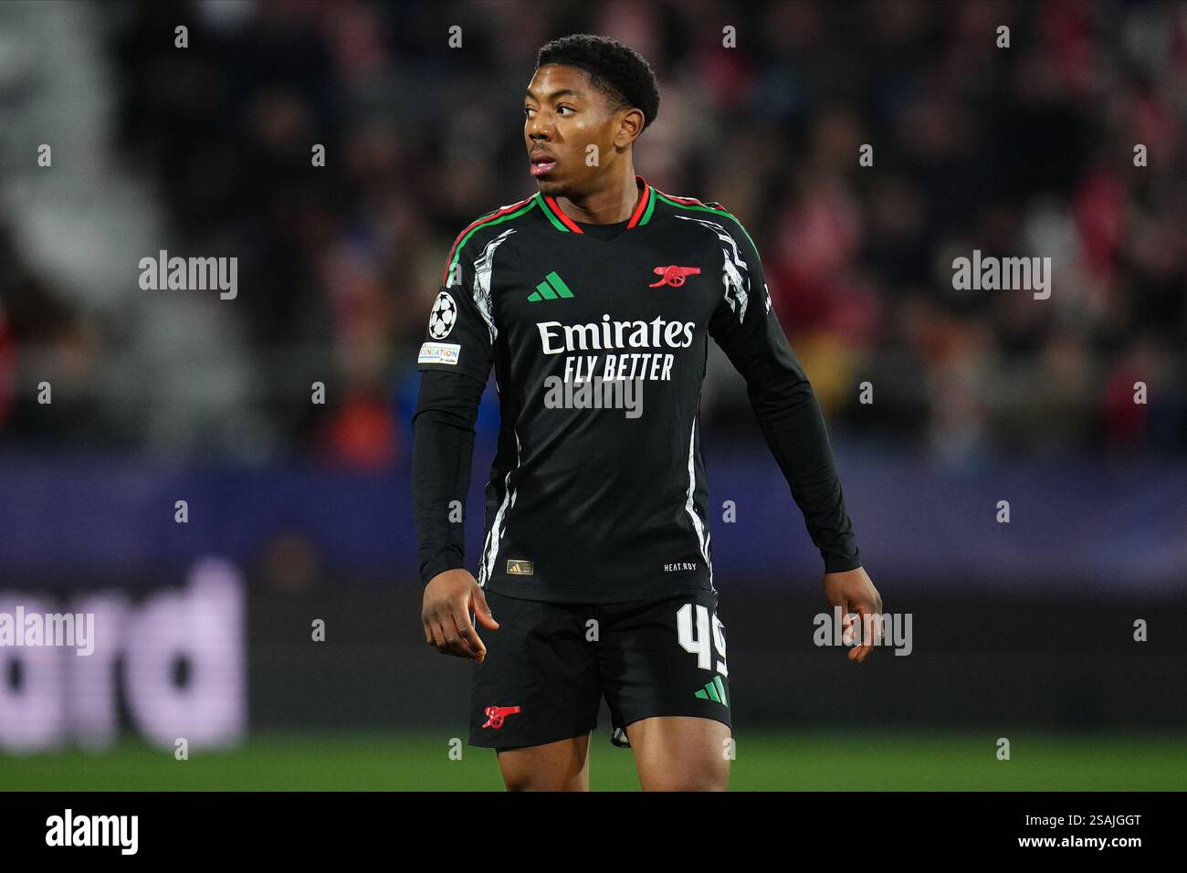 Gérone, Espagne. 30 janvier 2025. Myles Lewis-Skelly de l'Arsenal FC lors du match de l'UEFA Champions League, date 8, entre Girona FC et Arsenal FC a joué au stade Montilivi le 29 janvier 2025 à Gérone en Espagne. (Photo de Bagu Blanco/PRESSINPHOTO) crédit : AGENCE SPORTIVE PRESSINPHOTO/Alamy Live News Banque D'Images