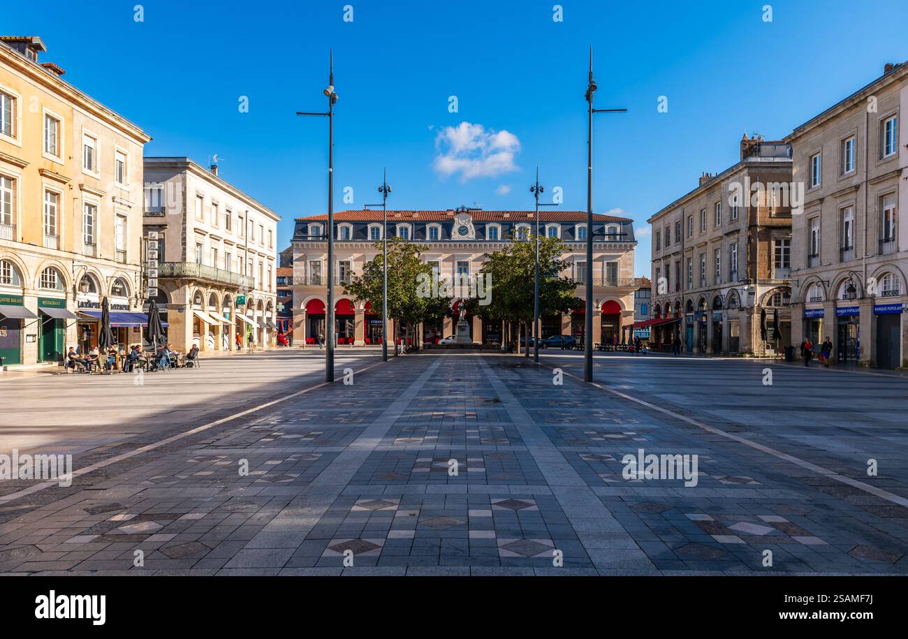 Place Jean Jaurès, à Castres dans le Tarn, Occitanie, France Banque D'Images